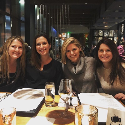 The NBC journalist with her mother and sisters on a dinner.